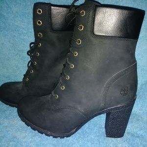 NWOT-WOMEN'S TIMBERLAND CASUAL/DRESS BOOTS SZ 9